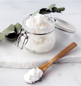 Shea Butter vs Choosing the Perfect Moisturizer